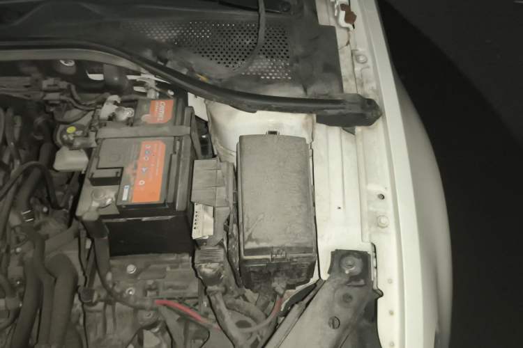 Used Volkswagen Lamando 2021 230TSI DSG Fashion Edition Engine Bay Left