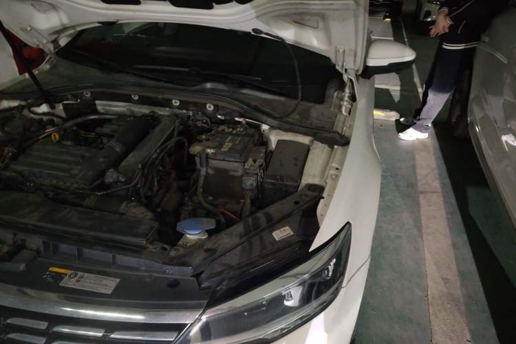 Used Volkswagen Lamando 2021 Revised Version 280TSI DSG Comfort Edition Engine Bay Left