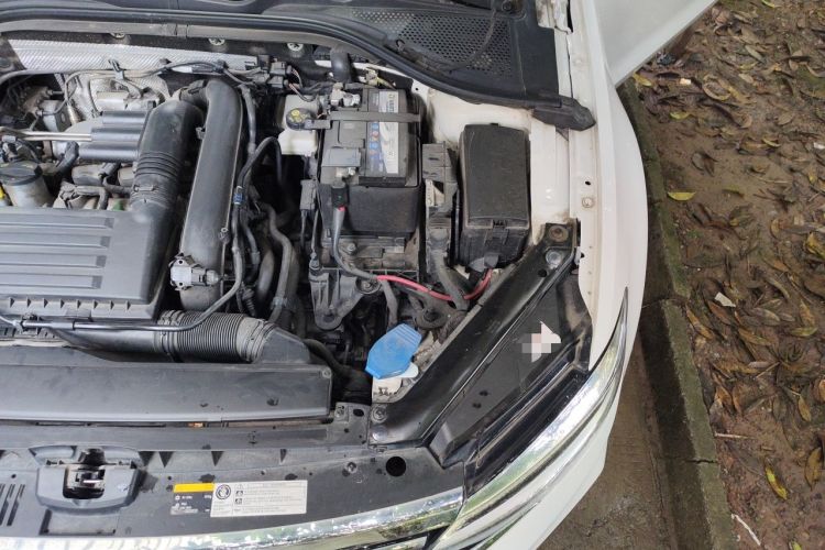 Used Volkswagen Lamando 2021 280TSI DSG Comfort Edition Engine Bay Left