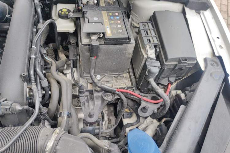 Used Volkswagen Lamando 2021 230TSI DSG Fashion Edition Engine Bay Left