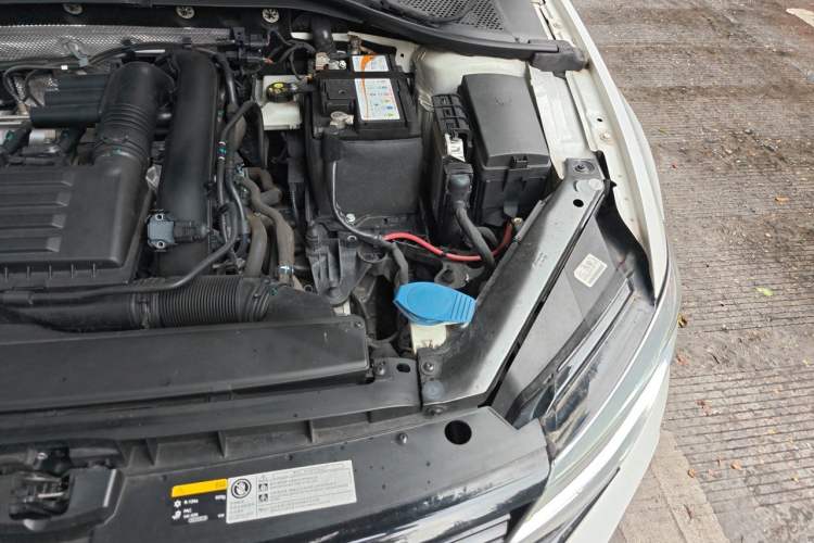 Used Volkswagen Lamando 2021 280TSI DSG Luxury Phantom Edition Engine Bay Left
