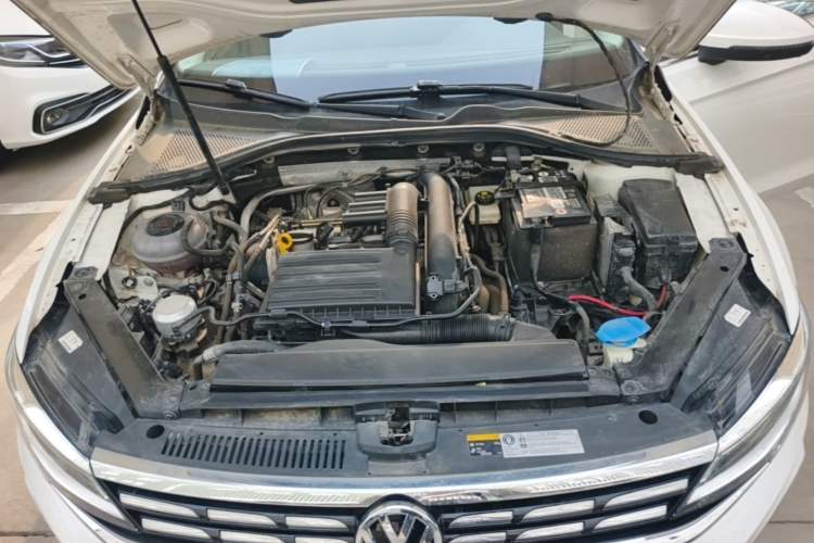 Used Volkswagen Lamando 2021 Facelift 280TSI DSG Comfort Edition (Manual Air Conditioning) Engine Bay