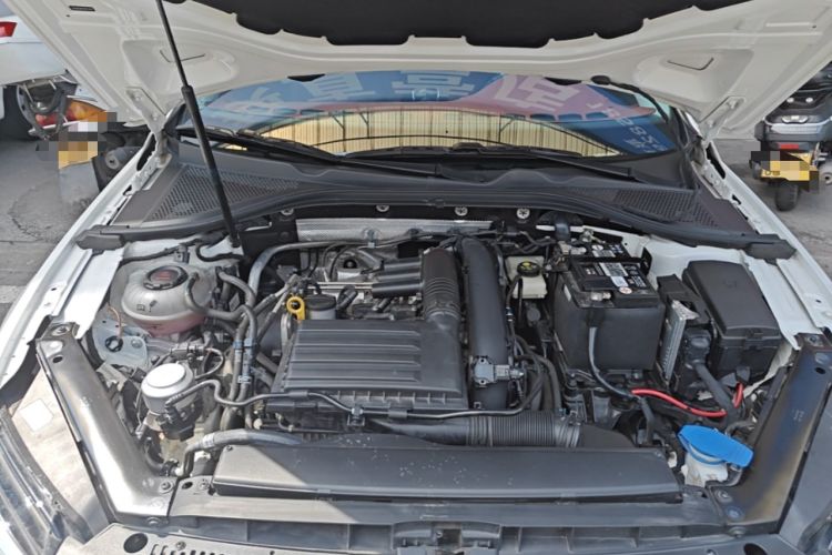 Used Volkswagen Lamando 2021 230TSI DSG Fashion Edition Engine Bay