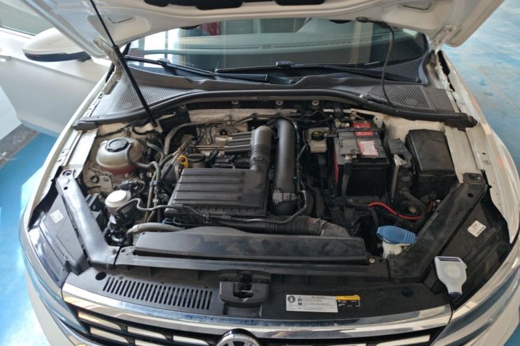 Used Volkswagen Lamando 2021 280TSI DSG Comfort Edition Engine Bay
