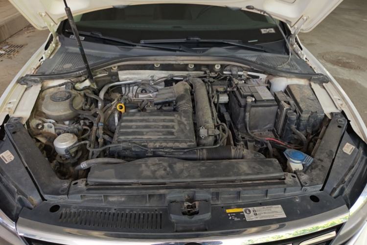 Used Volkswagen Lamando 2021 230TSI DSG Fashion Edition Engine Bay