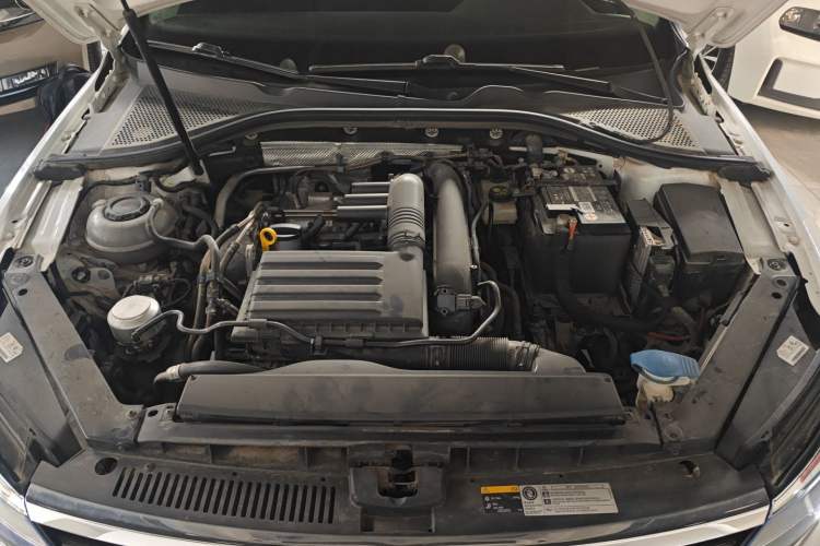 Used Volkswagen Lamando 2021 230TSI DSG Fashion Edition Engine Bay