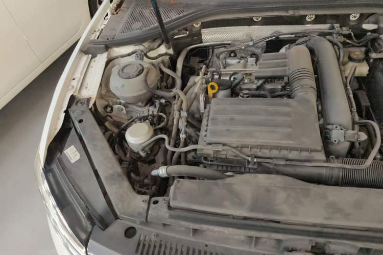 Used Volkswagen Lamando 2021 230TSI DSG Fashion Edition Engine Bay Right