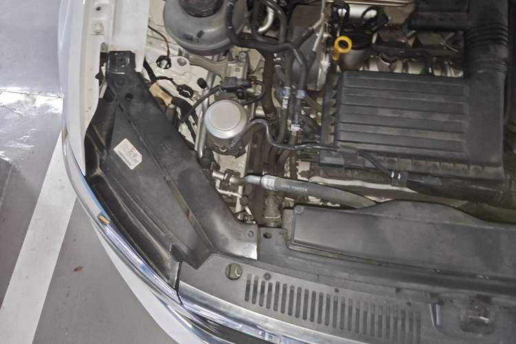 Used Volkswagen Lamando 2021 230TSI DSG Fashion Edition Engine Bay Right