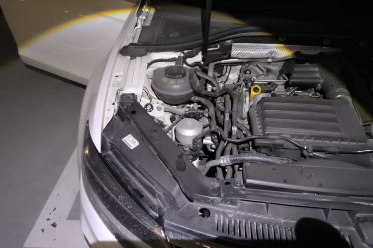 Used Volkswagen Lamando 2021 Revised Version 280TSI DSG Comfort Edition Engine Bay Right