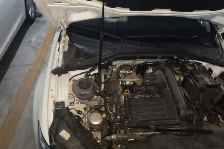 Used Volkswagen Lamando 2021 230TSI DSG Fashion Edition Engine Bay Right