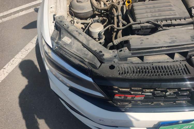 Used Volkswagen Lamando 2021 280TSI DSG Comfort Edition Engine Bay Right