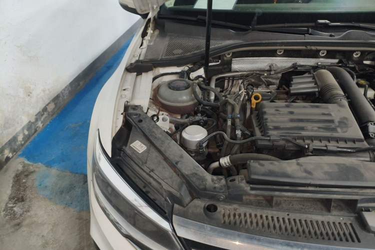 Used Volkswagen Lamando 2021 280TSI DSG Comfort Edition Engine Bay Right