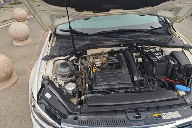 Used Volkswagen Lamando 2021 230TSI DSG Fashion Edition Engine Bay Right