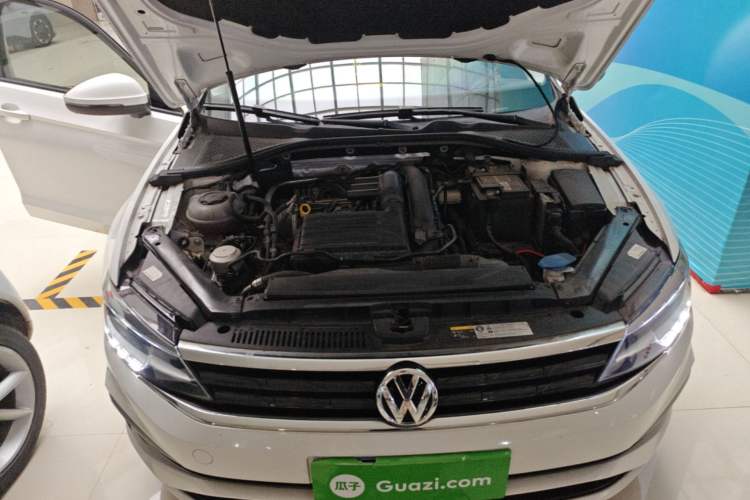 Used Volkswagen Lamando 2021 230TSI DSG Fashion Edition Engine Bay Right