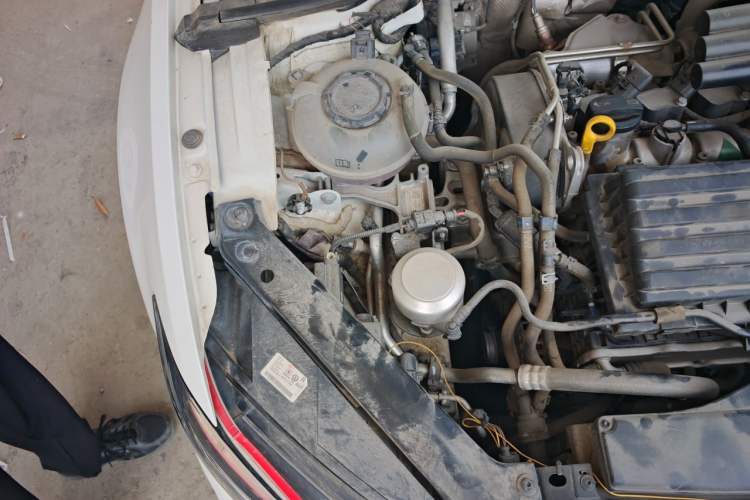 Used Volkswagen Lamando 2021 Revised Version 280TSI DSG Comfort Edition Engine Bay Right