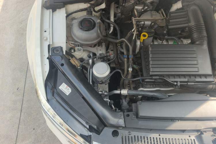 Used Volkswagen Lamando 2021 230TSI DSG Fashion Edition Engine Bay Right