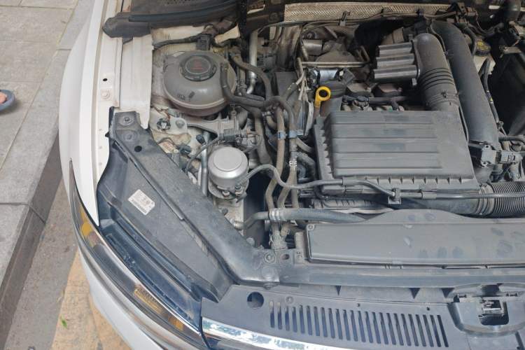 Used Volkswagen Lamando 2021 Revised Version 280TSI DSG Comfort Edition Engine Bay Right