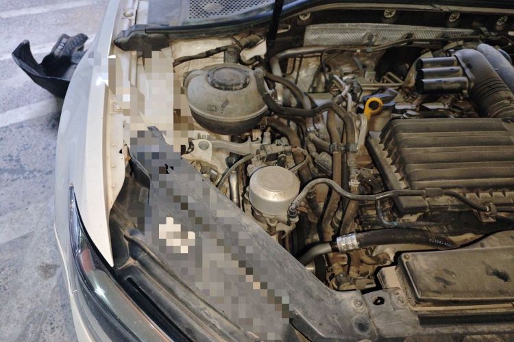 Used Volkswagen Lamando 2021 280TSI DSG Comfort Edition Engine Bay Right