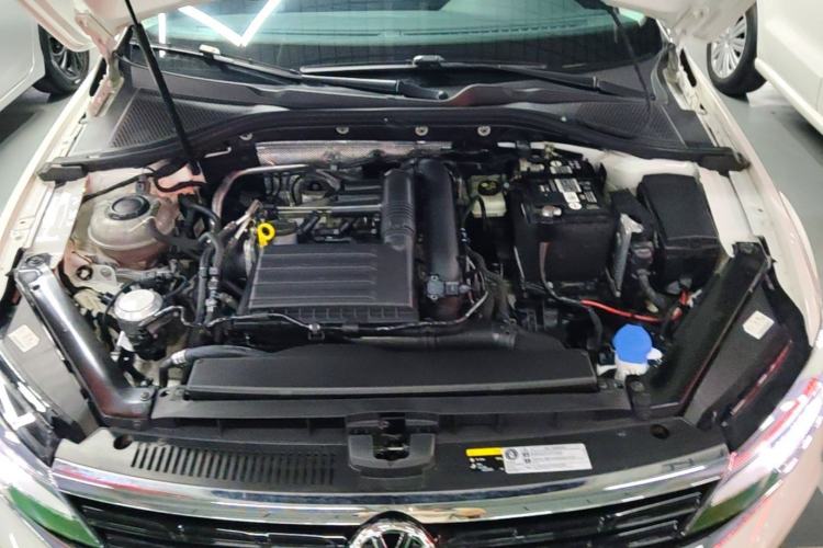 Used Volkswagen Lamando 2021 230TSI DSG Fashion Edition Engine Bay