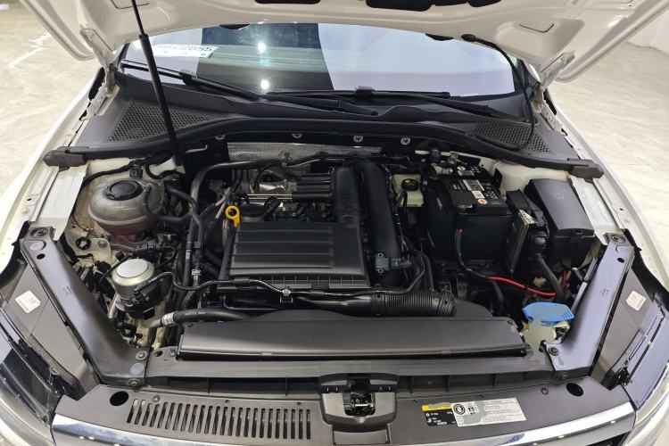 Used Volkswagen Lamando 2021 Revised Version 280TSI DSG Comfort Edition Engine Bay