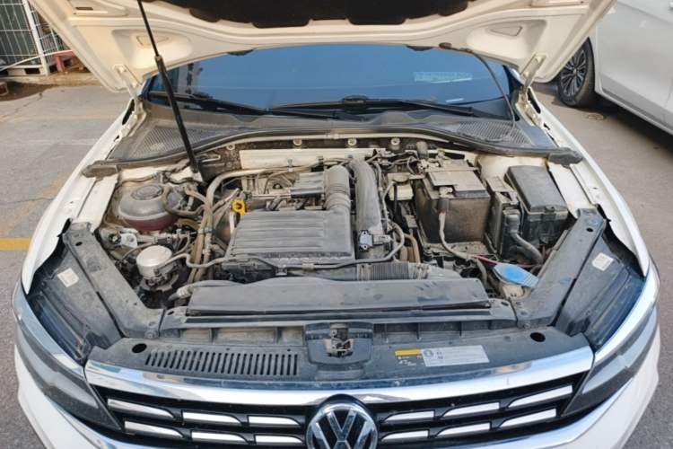 Used Volkswagen Lamando 2021 230TSI DSG Fashion Edition Engine Bay