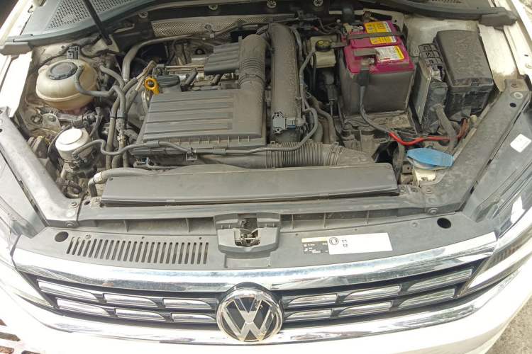 Used Volkswagen Lamando 2021 280TSI DSG Comfort Edition Engine Bay