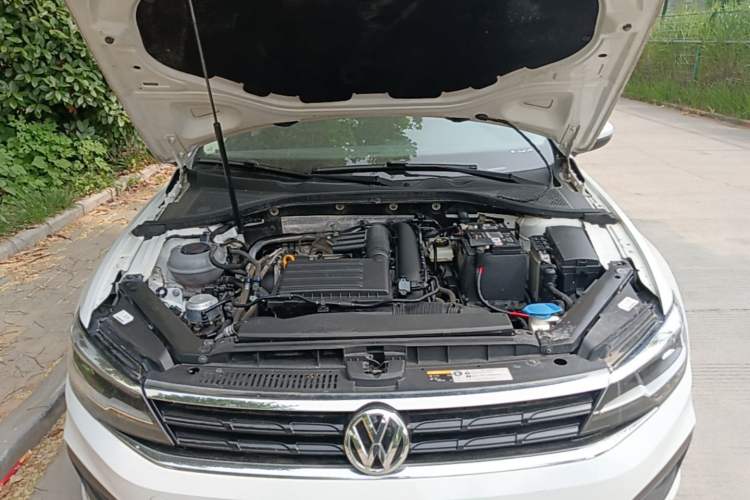 Used Volkswagen Lamando 2021 230TSI DSG Fashion Edition Engine Bay