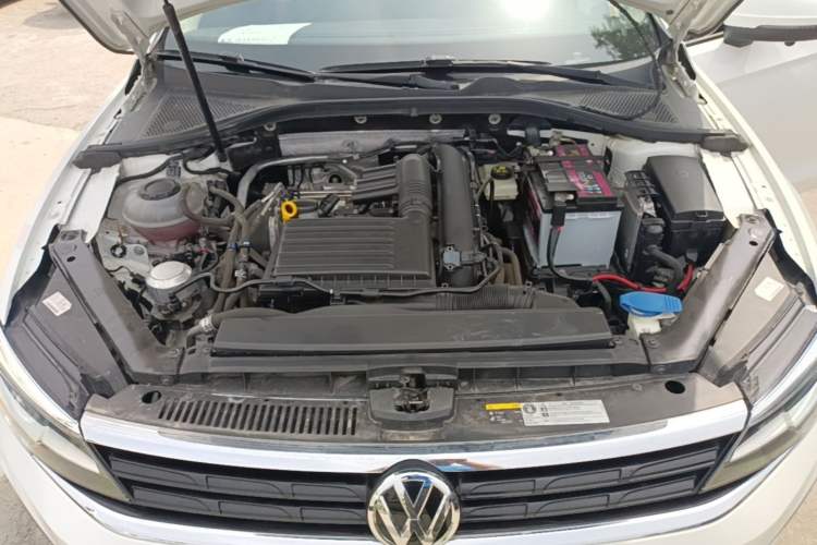 Used Volkswagen Lamando 2021 230TSI DSG Fashion Edition Engine Bay