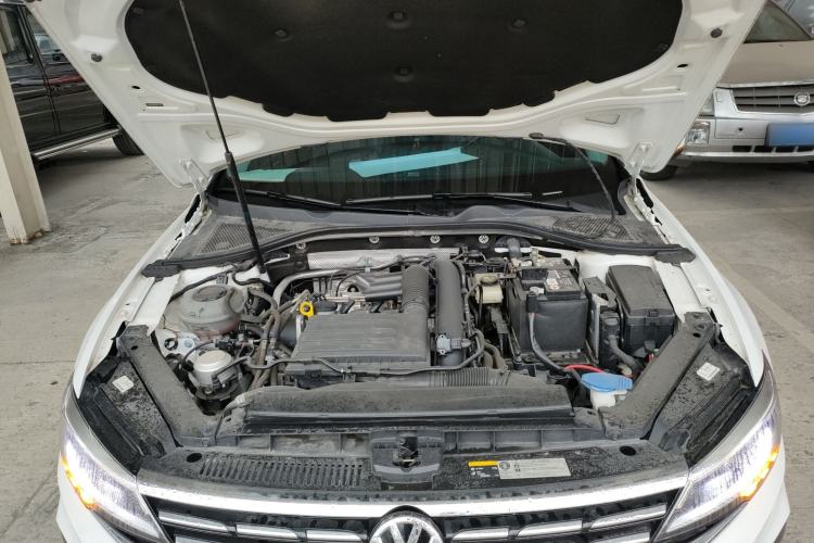 Used Volkswagen Lamando 2021 Revised Version 280TSI DSG Comfort Edition Engine Bay