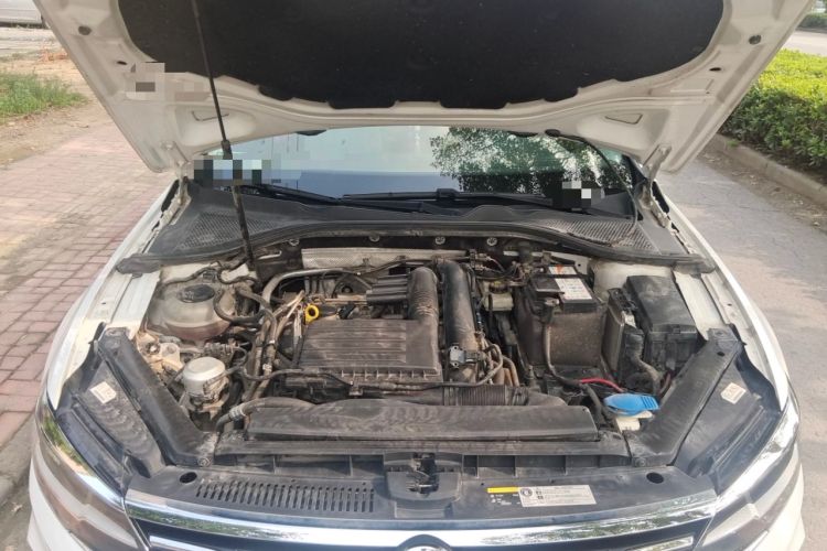 Used Volkswagen Lamando 2021 230TSI DSG Fashion Edition Engine Bay