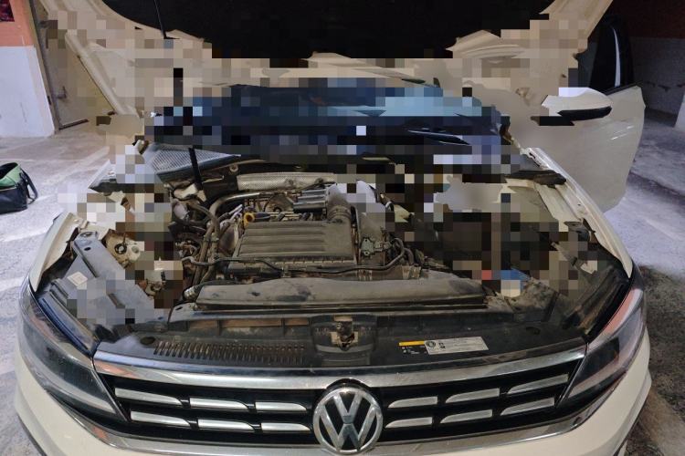 Used Volkswagen Lamando 2021 280TSI DSG Comfort Edition Engine Bay