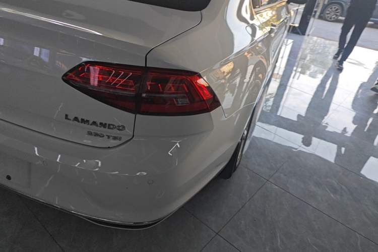 Used Volkswagen Lamando 2021 230TSI DSG Fashion Edition Exterior 2