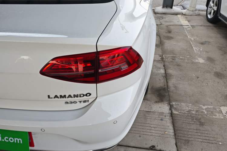 Used Volkswagen Lamando 2021 230TSI DSG Fashion Edition Exterior 3