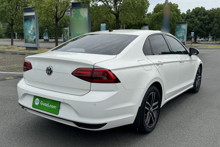 Used Volkswagen Lamando 2021 280TSI DSG Comfort Edition Exterior 3