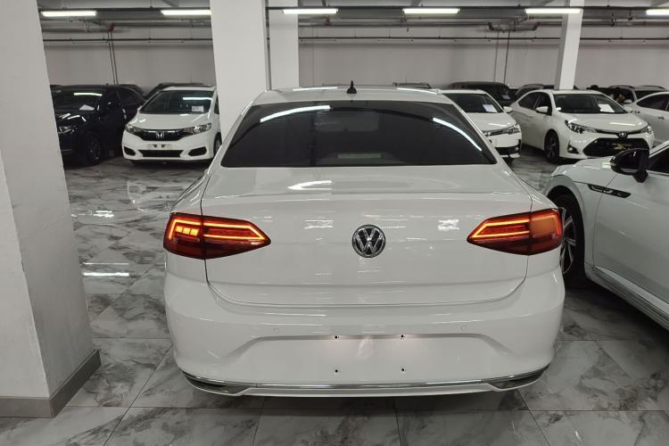 Used Volkswagen Lamando 2021 280TSI DSG Comfort Edition Exterior 4