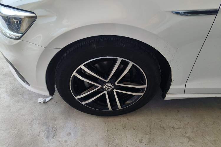 Used Volkswagen Lamando 2021 280TSI DSG Comfort Edition Exterior 4