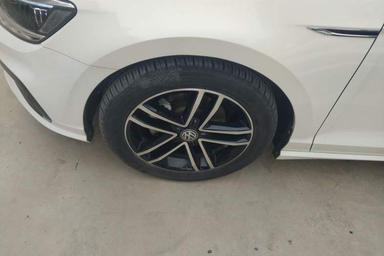 Used Volkswagen Lamando 2021 280TSI DSG Comfort Edition Exterior 4