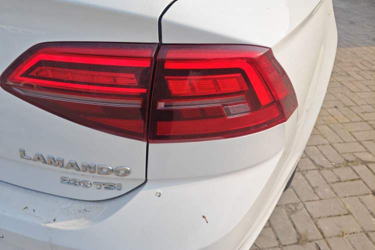 Used Volkswagen Lamando 2021 230TSI DSG Fashion Edition Exterior 6