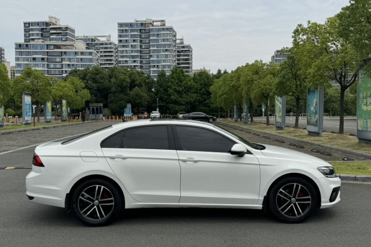 Used Volkswagen Lamando 2021 280TSI DSG Comfort Edition Exterior 6