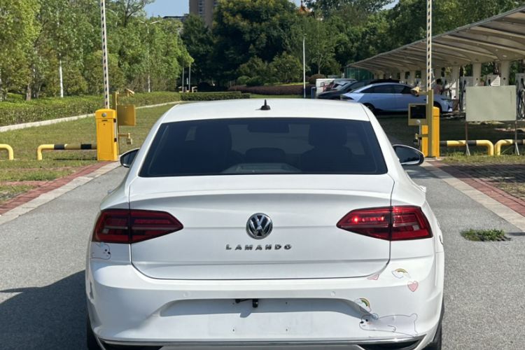 Used Volkswagen Lamando 2021 230TSI DSG Fashion Edition Exterior 9