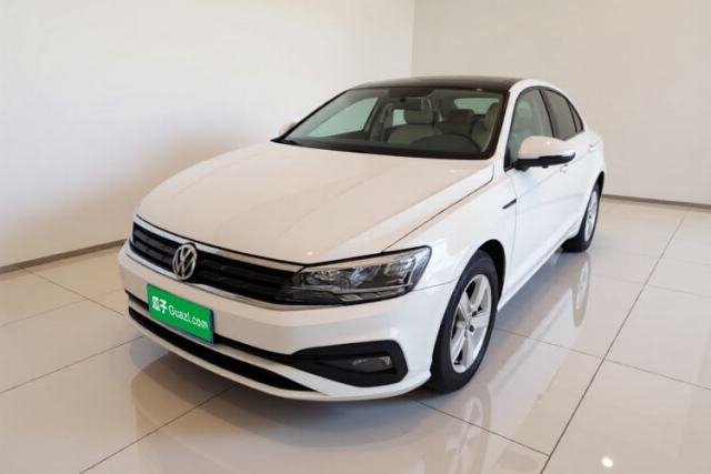 Ojetý Volkswagen Lamando 2021 230TSI DSG Fashion Edition