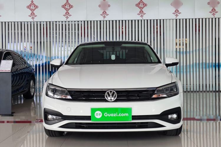 Used Volkswagen Lamando 2021 230TSI DSG Fashion Edition Front