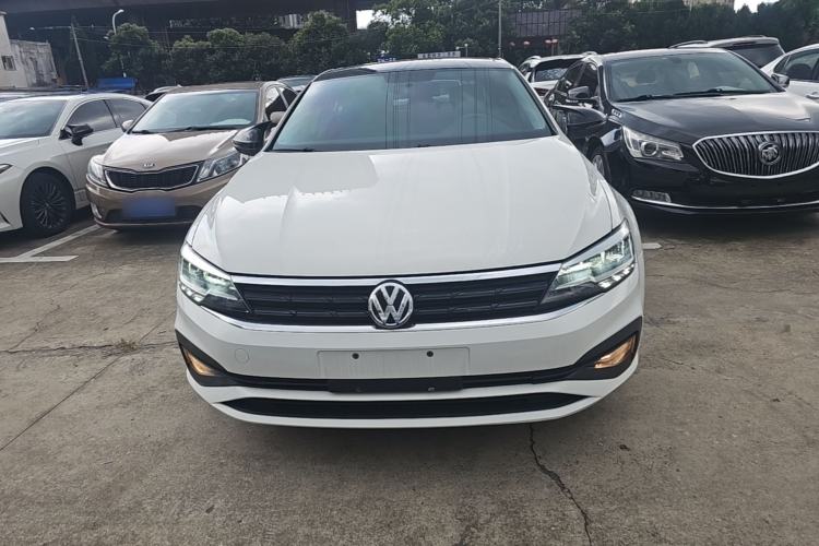 Used Volkswagen Lamando 2021 230TSI DSG Fashion Edition Front