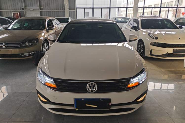 Used Volkswagen Lamando 2021 230TSI DSG Fashion Edition Front