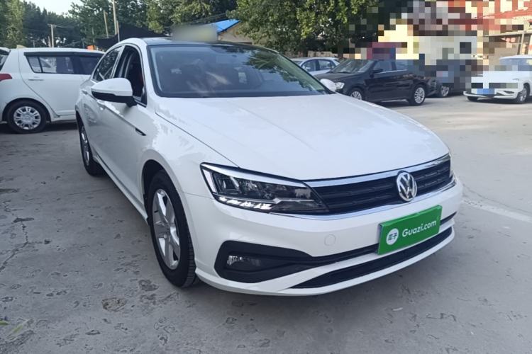 Used Volkswagen Lamando 2021 230TSI DSG Fashion Edition Front Right 45 Deg