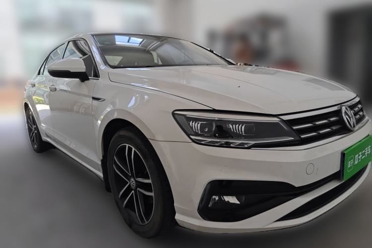 Used Volkswagen Lamando 2021 Revised Version 280TSI DSG Comfort Edition Front Right 45 Deg