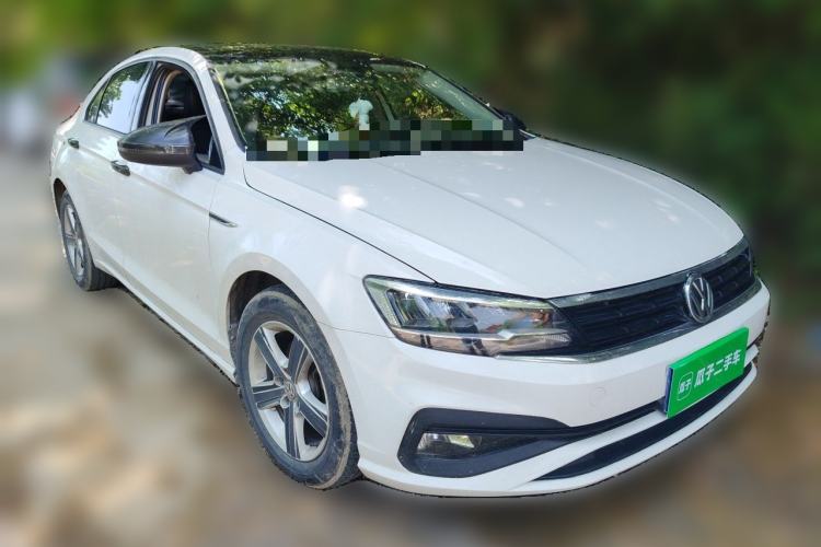 Used Volkswagen Lamando 2021 230TSI DSG Fashion Edition Front Right 45 Deg