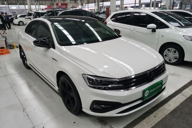 Used Volkswagen Lamando 2021 230TSI DSG Fashion Edition Front Right 45 Deg