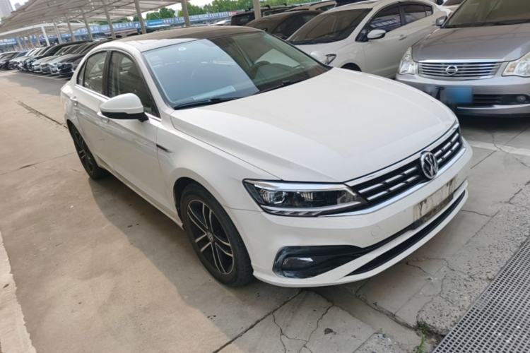 Used Volkswagen Lamando 2021 Facelift 280TSI DSG Comfort Edition (Manual Air Conditioning) Front Right 45 Deg