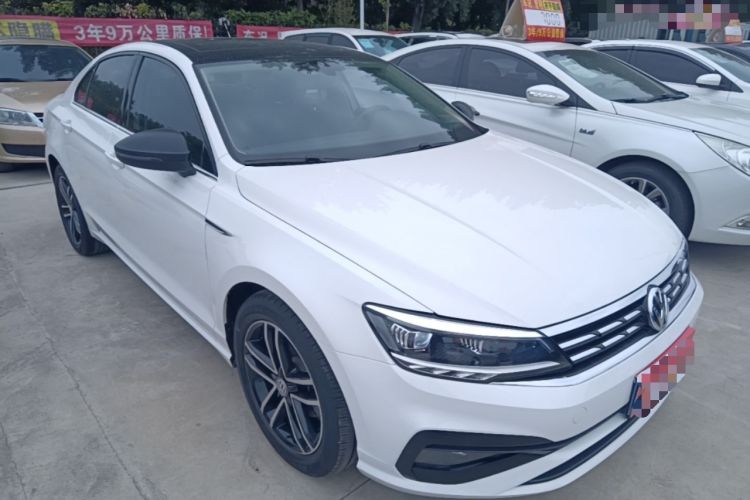 Used Volkswagen Lamando 2021 280TSI DSG Comfort Edition Front Right 45 Deg